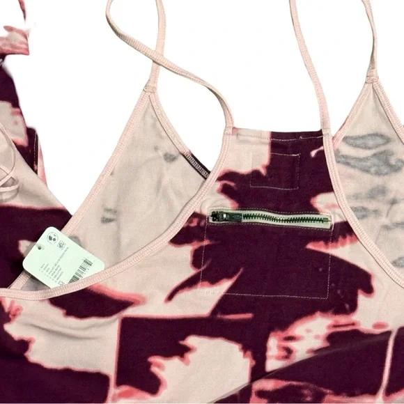 FP Movement Women’s Size Medium Hot Shot Palmy Beach Night Pink NWT! - Picture 10 of 10